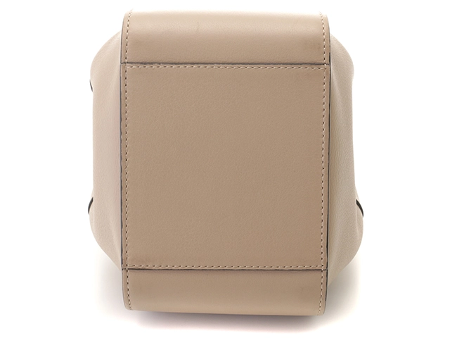 LOEWE ロエベ　ハンモック ドローストリングバッグ　ミニ　グレージュ【431】2148103753565
