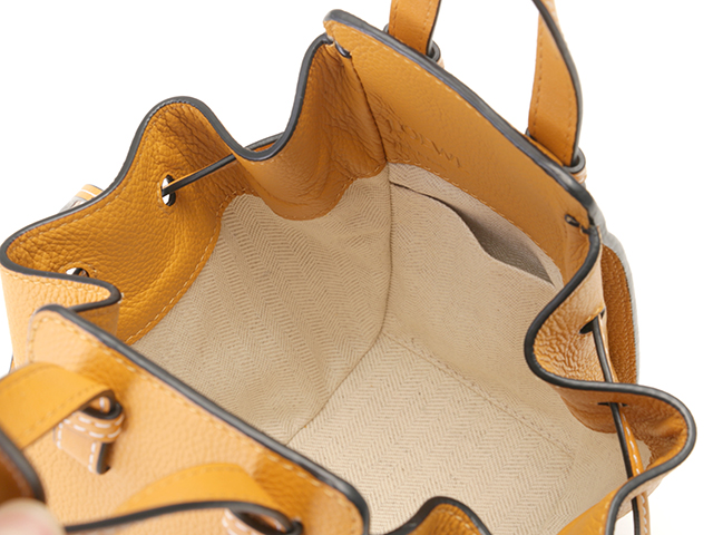 イエロー（黄色）系 LOEWE HAMMOCK(ロエベ ハンモック