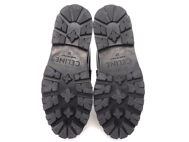 CELINE　セリーヌ　トリオンフチェーン付きマーガレットローファー　レディース37　ブラック　レザー　344893602C.38NO　2148103757648　【432】