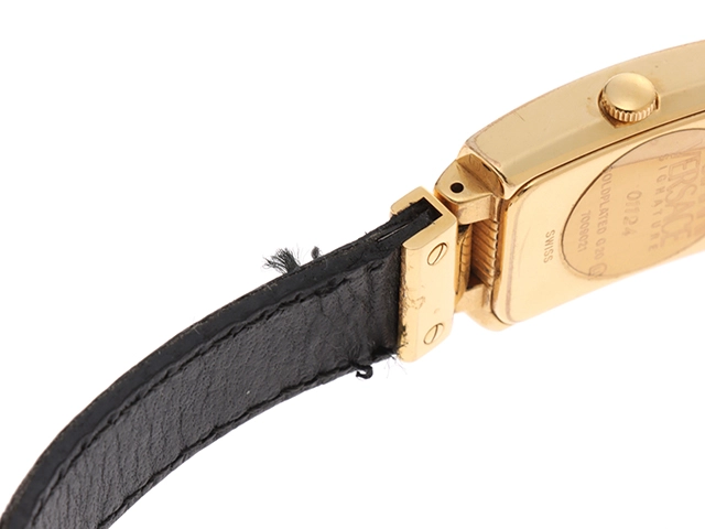 VERSACE　ジャンニーヴェルサーチ　レディース時計　メデューサ　7009021　ゴールド文字盤　クォーツ　GP/レザー【472】2148103758508