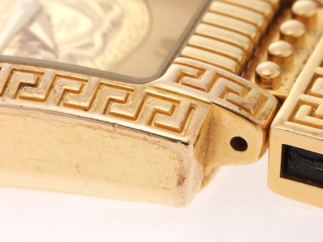 VERSACE　ジャンニーヴェルサーチ　レディース時計　メデューサ　7009021　ゴールド文字盤　クォーツ　GP/レザー【472】2148103758508