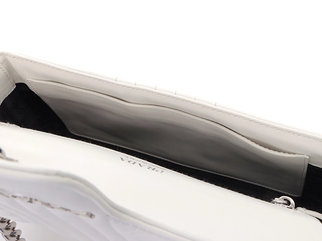 PRADA　プラダ 　バッグ　ダイアグラム チェーンショルダー ホワイト レザー　1BD108　2148103777301【437】