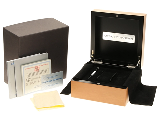 H番 PANERAI パネライ 時計 ルミノール マリーナ 44mm ブラック文字盤 SS/クロコダイルレザー 自動巻き メンズ M