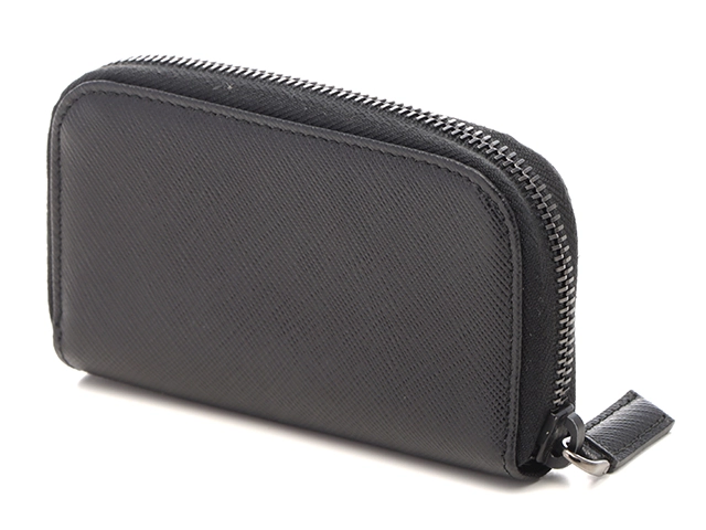 PRADA プラダ　6連キーケース　ブラック　ｻﾌｨｱｰﾉ　【432】　2148103787447