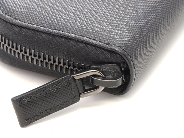 PRADA プラダ　6連キーケース　ブラック　ｻﾌｨｱｰﾉ　【432】　2148103787447