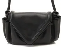 BOTTEGA VENETA　ボッテガヴェネタ　ビークスモール　ショルダーバッグ　ブラック　ラムスキン【471】IK