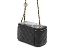 レア【CHANEL】ブラック ラムスキン ボール バニティ バック CHANEL CHANEL シャネル ラムスキン バニティバッグ ブラック