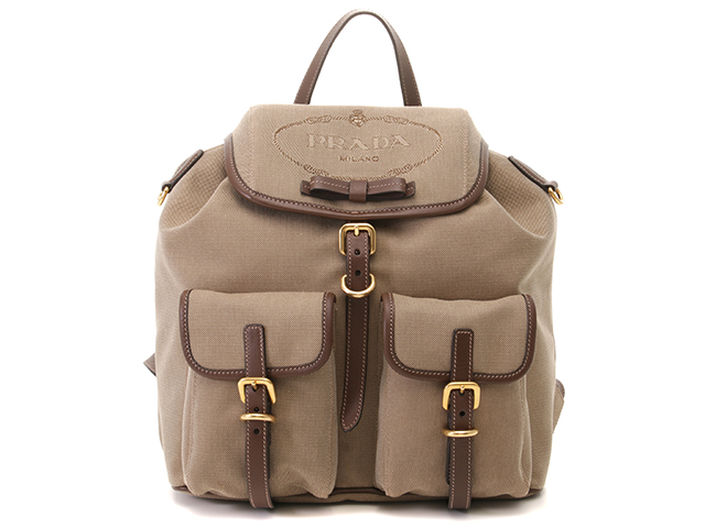 緑リュックキャップ革ベルトシャツにPRADAプラダロゴスニーカー PRADA プラダ ロゴリュックサック キャンバス/レザー カーキ