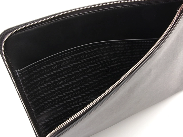 PRADA プラダ ドキュメントケース サフィアーノトラベル  ブラック サフィアーノレザー 2148103809811【433】