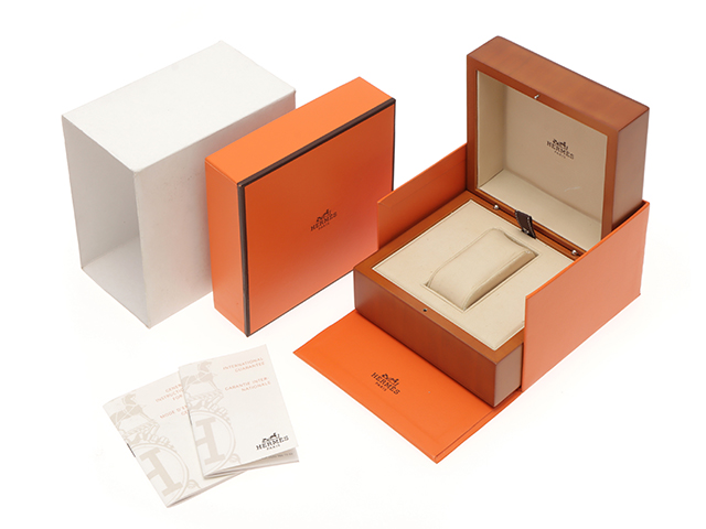 HERMES エルメス クリッパー オーバル ブラック文字盤 CO1.210