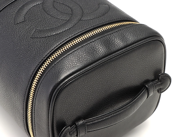 CHANEL　シャネル　ココマーク　タテガタバニティ　ブラック／ＧＰ　キャビア　A01998【430】2148103816932