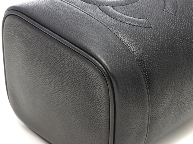 CHANEL　シャネル　ココマーク　タテガタバニティ　ブラック／ＧＰ　キャビア　A01998【430】2148103816932