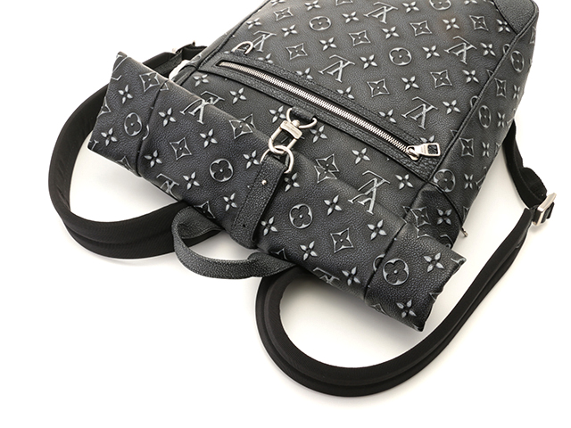 LOUIS VUITTON ルイヴィトン ロールトップ・バックパック