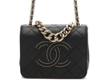 CHANEL　シャネル　バッグ　スタッズ　マトラッセ　チェーンショルダー　AS1514　ブラック/GP金具　レザー【431】2148103843570