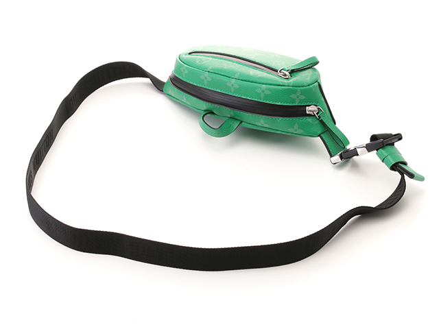 Louis Vuitton ルイヴィトン ショルダーバック キャッチ バムバッグ