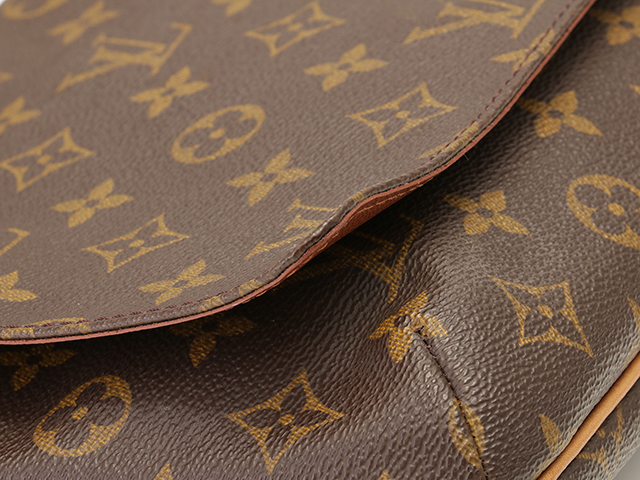 Louis Vuitton ルイヴィトン ミュゼット・タンゴ ショート モノグラム