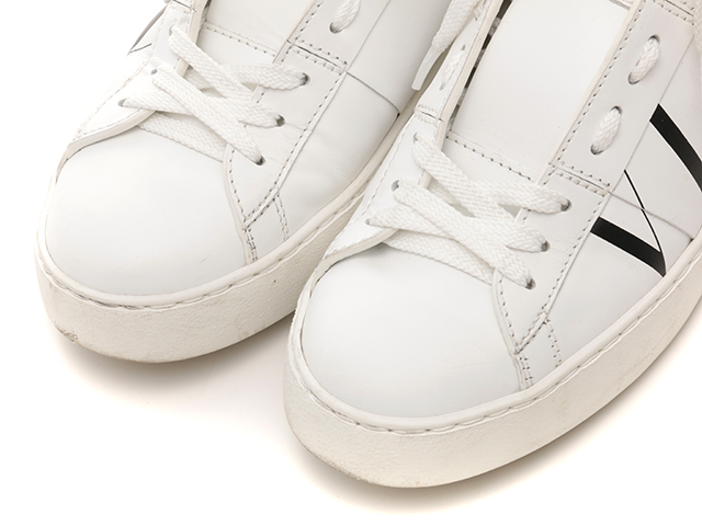 VALENTINO ヴァレンティノ VLTNロックスタッズスニーカー