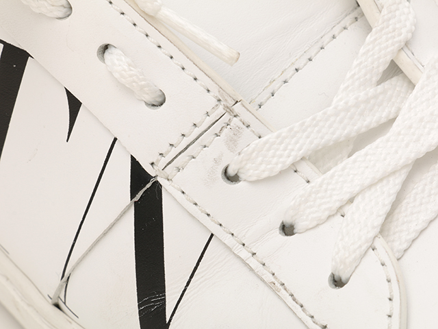 [VALENTINO] ホワイト　スニーカー ホワイト 36 楽天市場】ヴァレンティノ VALENTINO スニーカー 靴 レディース