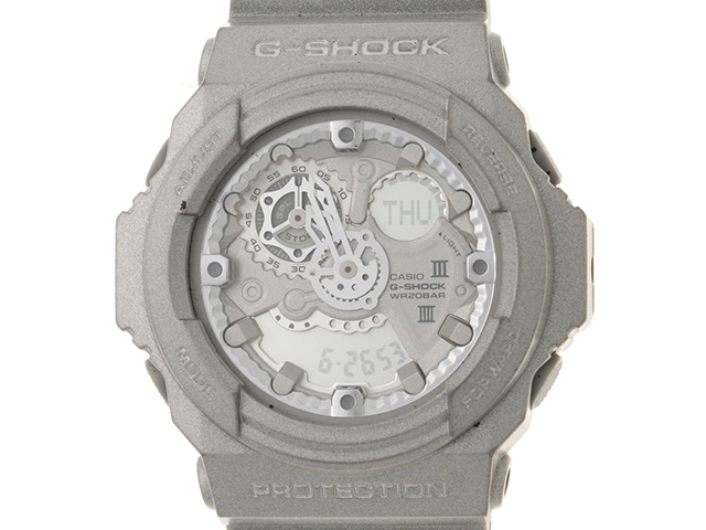 マルジェラ初の時計はG-SHOCKとコラボ 世界一斉発売