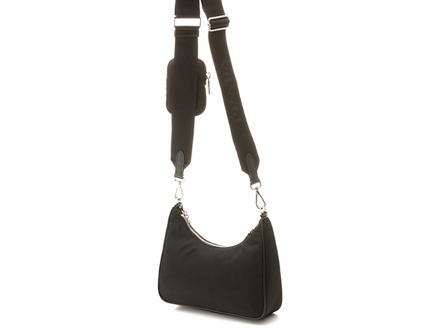 新作【PRADA】プラダ Re-Edition 2005 Re-Nylon バッグ、全3色 ブラック プラダ Re-Edition 2005 Re-Nylon バッグ | PRADA