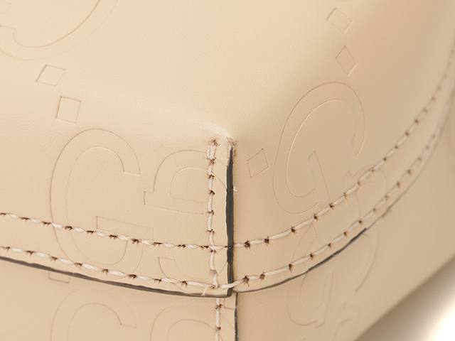 GUCCI グッチ GG スーパーミニバッグ ベージュ レザー 790133