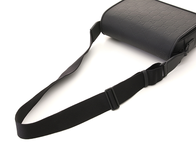 GUCCI グッチ GGミディアムメッセンジャー ブラック ラバーエフェクト