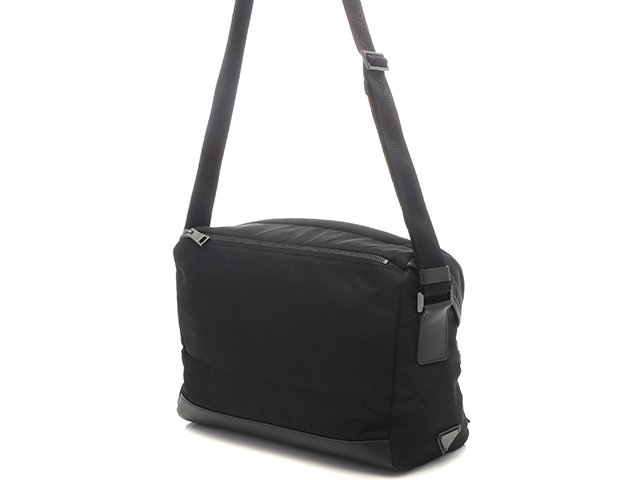 PRADA ナイロン ブラック ショルダーバッグ PRADA プラダ ショルダーバッグ ナイロン レザー ブラック【473