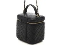 【周囲から釘付け♪夏に大活躍★】シャネル スウィムウェア CHANEL シャネル 縦型スモールバニティ チェーンショダーバッグ