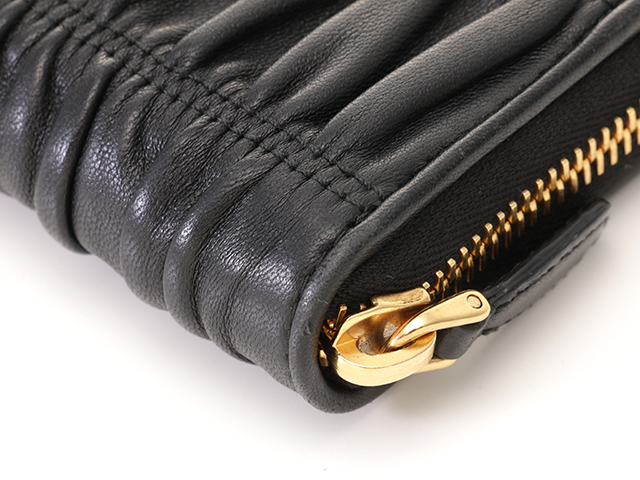 PRADA プラダ ナッパゴーフル ラウンド財布 ブラック レザー 1ML157  