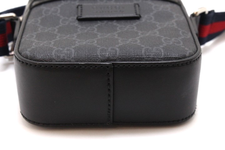 GUCCI グッチ GGスプリーム ショルダーバッグ 682357 ブラック