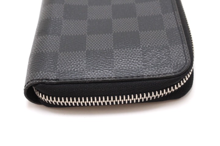 ルイヴィトン エピ ヴェルティカル ジッピーウォレット ブラック 長財布 LOUIS VUITTON ルイ・ヴィトン ジッピーウォレット・ヴェル