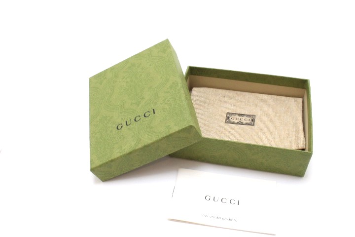 GUCCI 希少多機能 ベージュレザー カード・コイン・2連キーケース 極美品❣️ 日本限定 ヒグチユウコ バイカラー キーケース ベージュ＆ライト