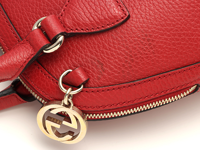 GUCCI 赤 レザー ハンドバッグ GUCCI 赤 レザー ハンドバッグ