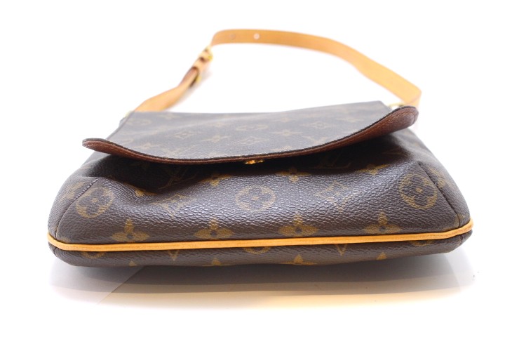 LOUIS VUITTON ルイ・ヴィトン ミュゼット・サルサ ショート