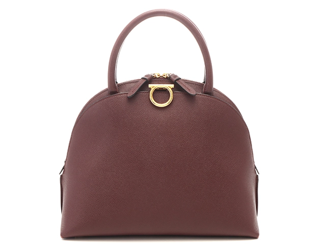 アンアン　Salvatore Ferragamo　サルヴァトーレフェラガモ Ferragamo Studio Bag Salvatore サルヴァトーレフェラガモ