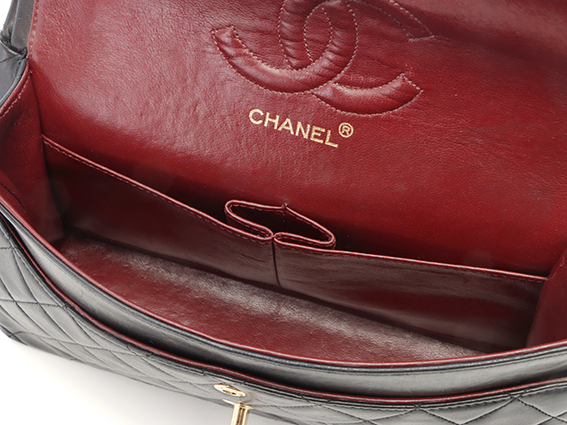 CHANEL マトラッセ ラムスキン製ミュール CCロゴ DHL発送 直営店 CHANEL マトラッセ ラムスキン製ミュール CCロゴ DHL発送 直営店