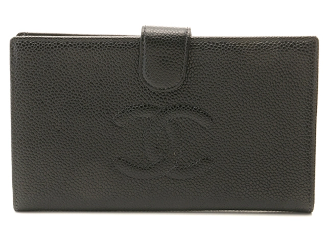 【極美品】シャネル　二つ折り財布　キャビアスキン　ココマーク　 黒　CHANEL CHANEL（シャネル） 極 美品 シール有 20番台 マットキャビアスキン