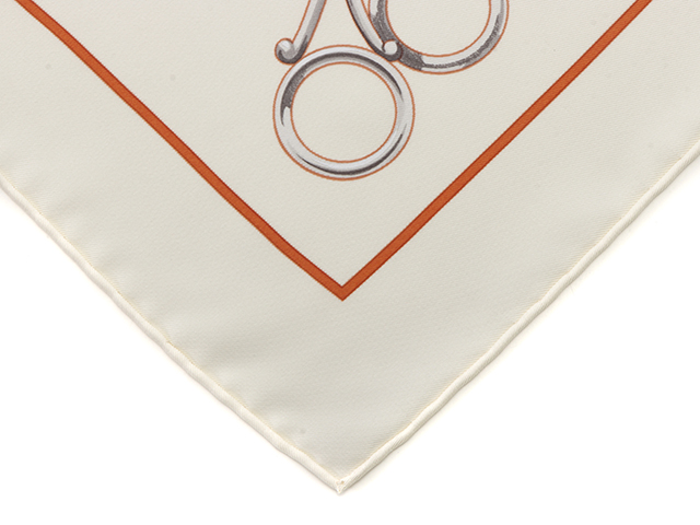 【希少！】HERMES エルメス　カレ90 聖なる大河 ベージュ 楽天市場】【中古】 エルメス カレ90 聖なる大河 スカーフ