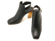 Salvatore Ferragamo　サルヴァトーレフェラガモ　ガンチーニサンダル　レディース5ハーフ　ブラック　レザー　2148103896408　【432】