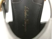 Salvatore Ferragamo　サルヴァトーレフェラガモ　ガンチーニサンダル　レディース5ハーフ　ブラック　レザー　2148103896408　【432】