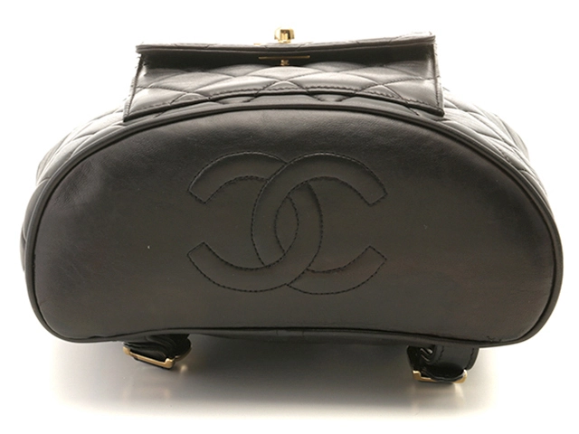CHANEL　シャネル　リュックサック　ブラック　ゴールド金具　ラムスキン　ストラップ短め【471】L