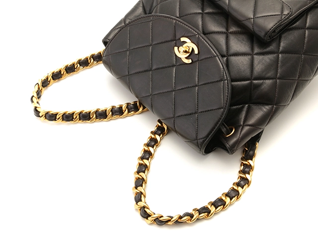 CHANEL　シャネル　リュックサック　ブラック　ゴールド金具　ラムスキン　ストラップ短め【471】L