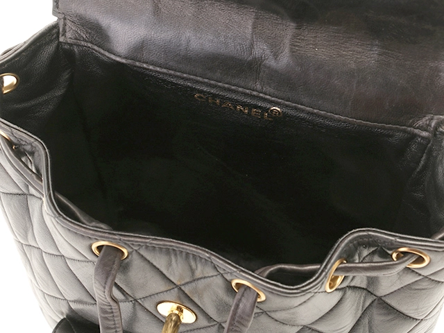 CHANEL　シャネル　リュックサック　ブラック　ゴールド金具　ラムスキン　ストラップ短め【471】L