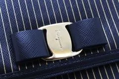 Salvatore Ferragamo フェラガモ ヴァラリボン チェーンショルダーバッグ AU-21/F987  ブラック/ゴールド レザー 【431】