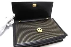 Salvatore Ferragamo フェラガモ ヴァラリボン チェーンショルダーバッグ AU-21/F987  ブラック/ゴールド レザー 【431】