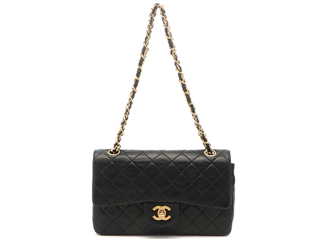 CHANEL◇シャネル トライアングル キーホルダー 94P ブラック レザー CHANEL◇シャネル トライアングル キーホルダー 94P ブラック レザー