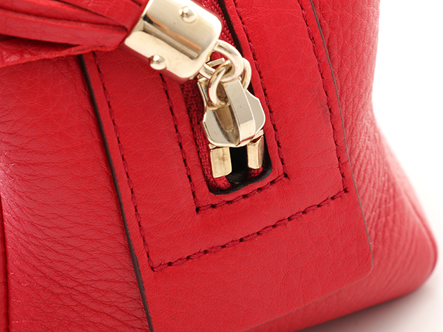✨専用✨　GUCCI ポーチ　ソーホー　GG タッセル　ファスナー　刻印 未使用に近い】GUCCI フリンジ タッセル ロッキング GG ソーホー