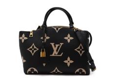 【美品】LouisVuittonブラックショルダーバッグ セット ◇コンパクト&スタイリッシュ【 LV 】アルファ・メッセンジャー