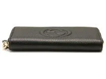 GUCCI 長財布　レザー GUCCI(グッチ) パイソンレザー長財布456117 456117 - ピンク