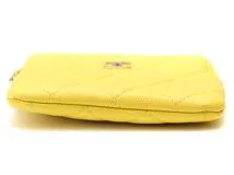 CHANEL イエローカラー コインケース CHANEL シャネル マトラッセコインケース イエロー/シルバー金具